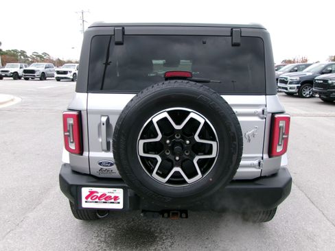 Used 2022 Ford Bronco Outer Banks AWD/4WD image 21