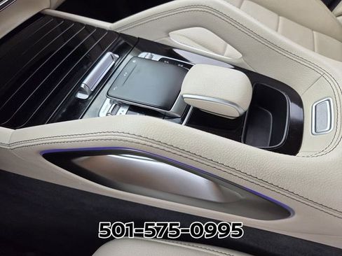 Used 2020 Mercedes-Benz GLE 350 w/ Premium Package image 26