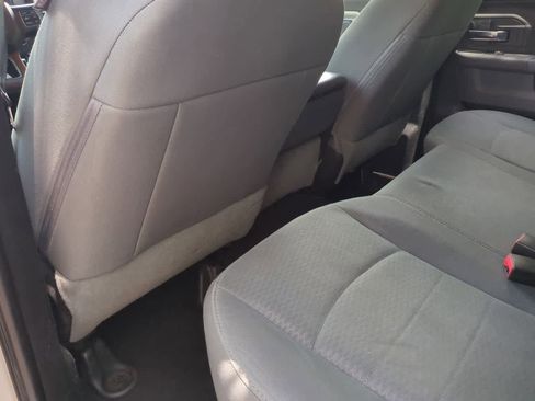 Used 2016 RAM 1500 Classic SLT RWD image 19