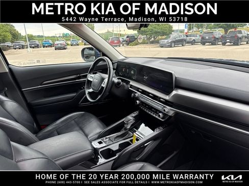 Used 2023 Kia Telluride S AWD/4WD image 47