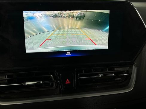 Used 2024 Chevrolet TrailBlazer LT w/ Convenience Package image 19