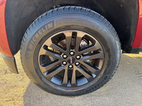 Used 2019 GMC Canyon SLE w/ Elevation Edition image 10