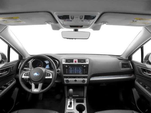 Used 2017 Subaru Outback 3.6R Limited AWD/4WD image 11