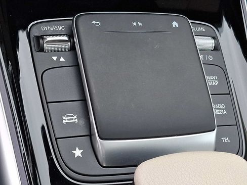 Certified 2023 Mercedes-Benz GLB 250 4MATIC image 20