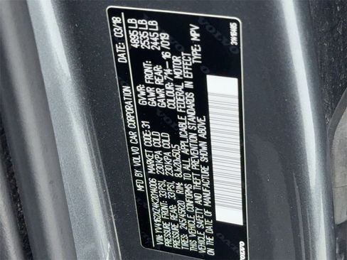 Used 2019 Volvo XC40 T5 R-Design image 57