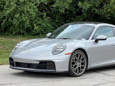 Certified 2025 Porsche 911 Carrera RWD image 13