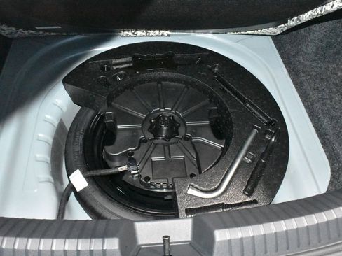 Used 2026 Volkswagen Jetta SEL image 30