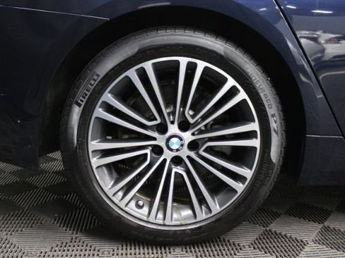 Used 2017 BMW 530i xDrive image 5