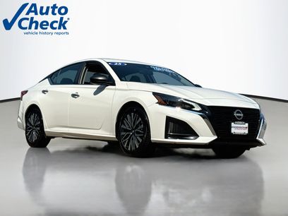 Used 2025 Nissan Altima 2.5 SV