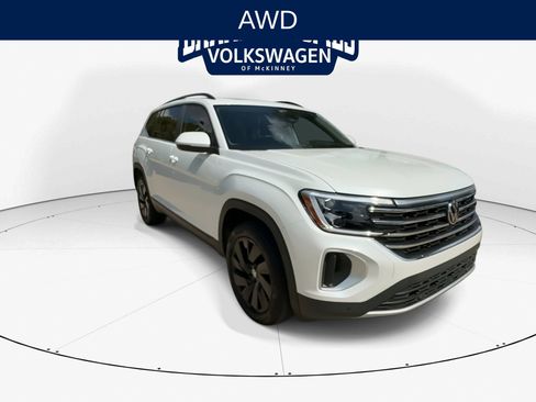 Used 2026 Volkswagen Atlas SE AWD/4WD image 2