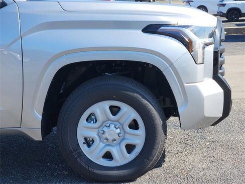New 2026 Toyota Tundra SR image 5