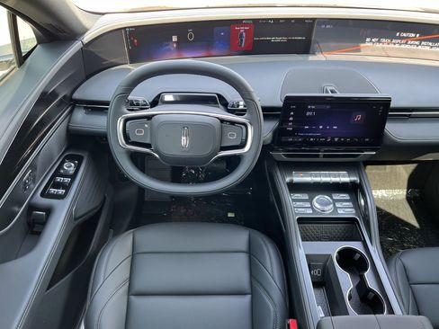 New 2025 Lincoln Nautilus Premier w/ Jet Appearance Package image 16