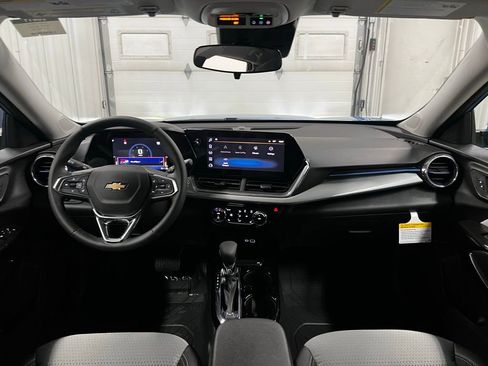 New 2026 Chevrolet Trax LT w/ LT Convenience Package image 32