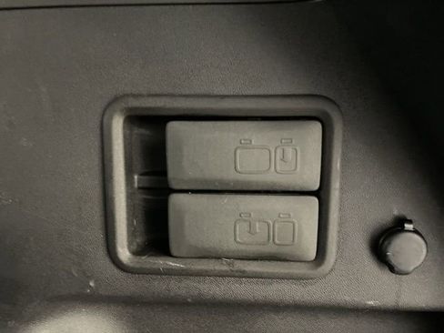 Used 2024 Chevrolet Equinox LT image 26