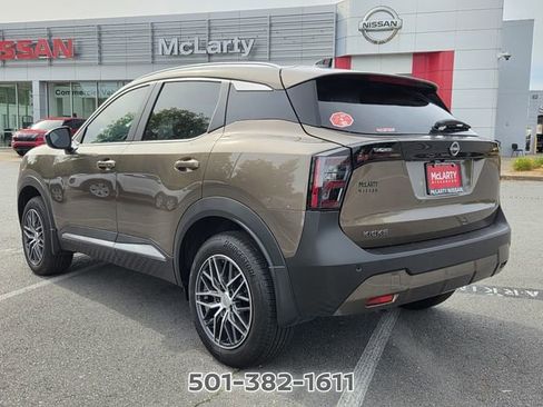 Certified 2026 Nissan Kicks SV w/ SV Premium Package FWD image 3
