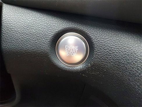 Used 2023 Hyundai Santa Fe SEL image 32