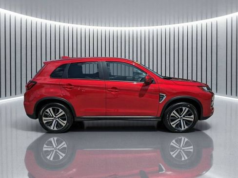 Used 2025 Mitsubishi Outlander Sport ES AWD/4WD image 3