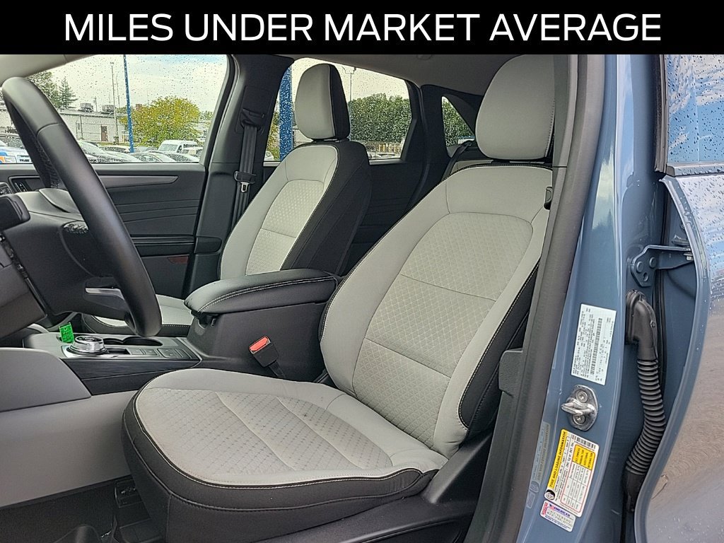 Certified 2024 Ford Escape Active FWD image 17