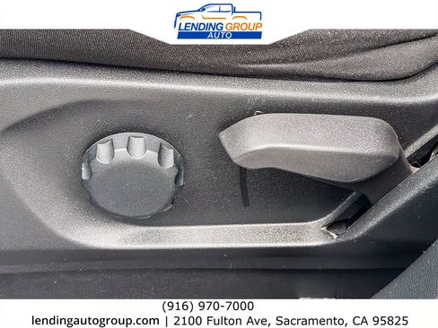 Used 2024 Ford Edge SE w/ Black Appearance Package AWD/4WD image 20