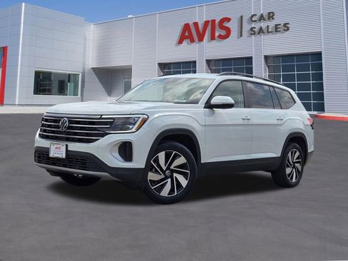 Used 2025 Volkswagen Atlas SE FWD image 1