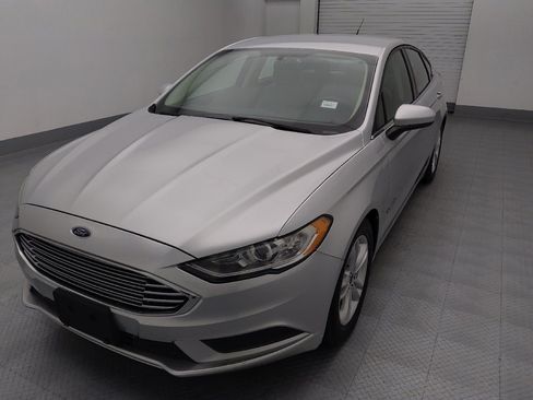 Used 2018 Ford Fusion S image 15