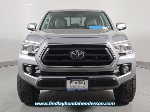 Used 2021 Toyota Tacoma SR5 RWD image 8