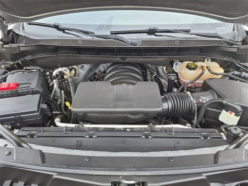 Certified 2023 Chevrolet Tahoe Z71 w/ Luxury Package image 27