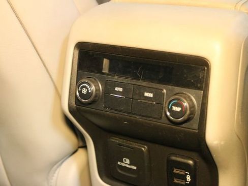 Used 2018 GMC Acadia SLT image 15