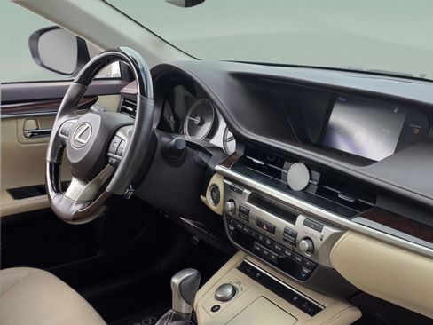 Used 2017 Lexus ES 350 image 30