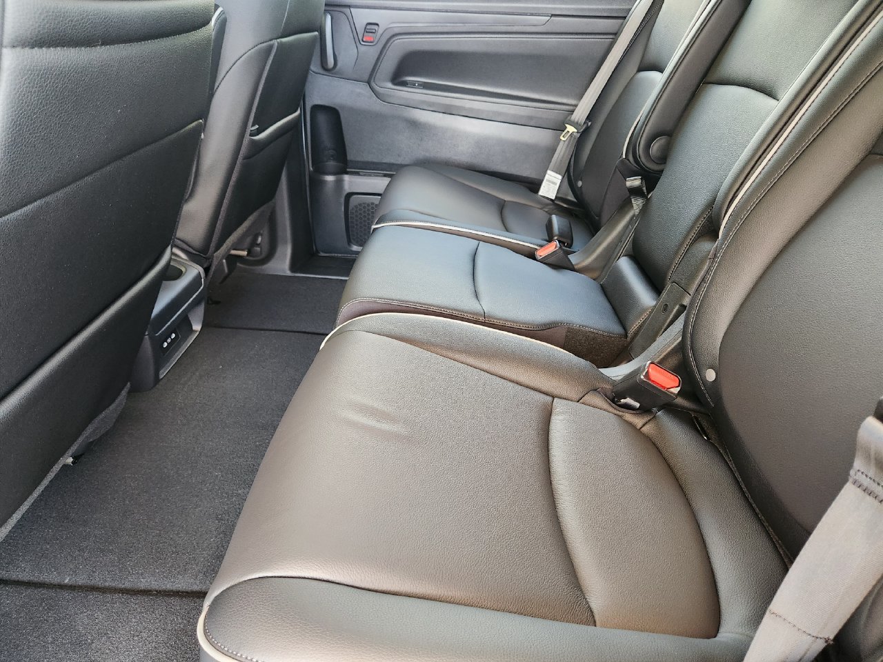 New 2027 Honda Odyssey Touring image 19