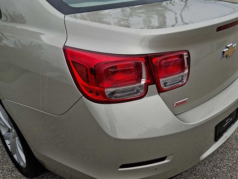 Used 2014 Chevrolet Malibu LT FWD image 12