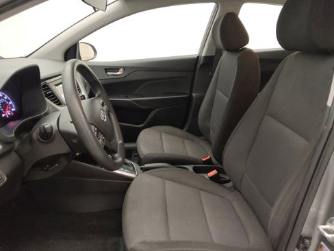 Used 2021 Hyundai Accent SE FWD image 17
