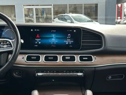 Used 2020 Mercedes-Benz GLS 450 4MATIC image 25