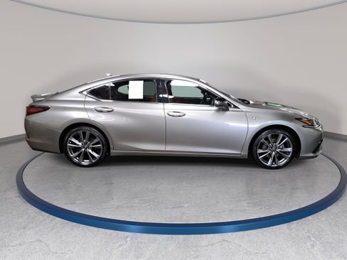Used 2019 Lexus ES 350 F Sport w/ Accessory Package FWD image 4
