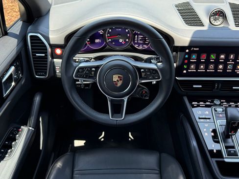 Certified 2023 Porsche Cayenne S AWD/4WD image 14