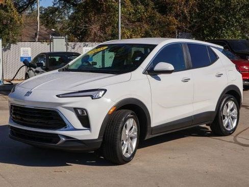 Certified 2025 Buick Encore GX Preferred image 26