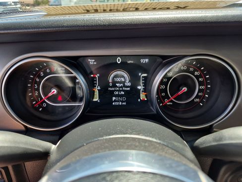 Used 2020 Jeep Gladiator Rubicon AWD/4WD image 20
