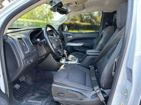Used 2022 Chevrolet Colorado LT w/ Fleet Safety Package RWD image 12