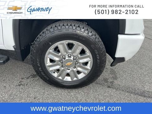 Used 2024 Chevrolet Silverado 2500 High Country w/ High Country Premium Package image 14