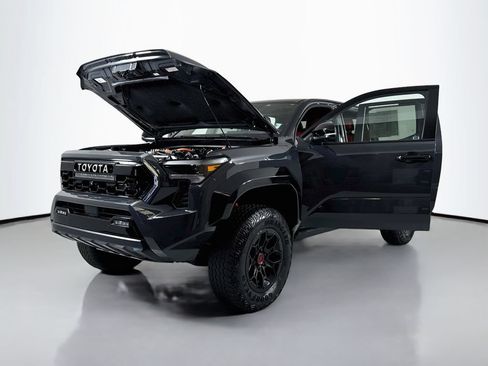 Used 2024 Toyota Tacoma TRD Pro AWD/4WD image 28