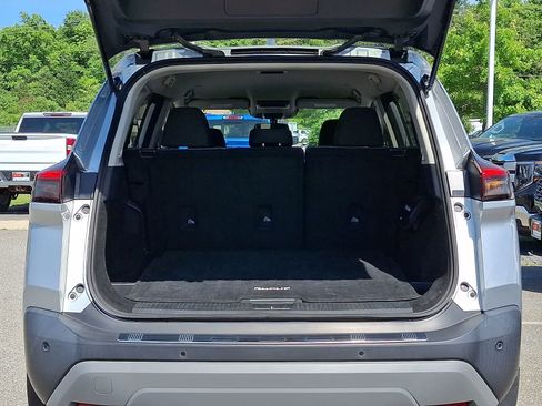 Used 2022 Nissan Rogue SV AWD/4WD image 30