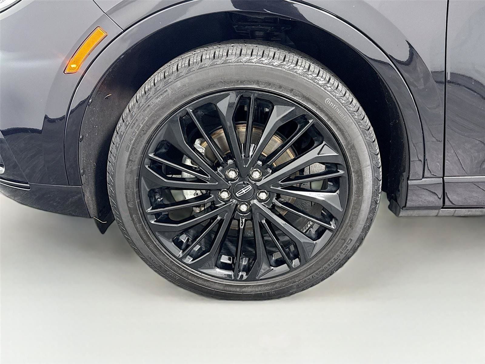 Used 2025 Lincoln Corsair Reserve w/ Jet Appearance Package AWD/4WD image 31