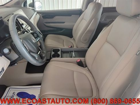 Used 2023 Honda Odyssey Touring image 10