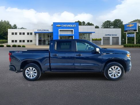 Used 2022 Chevrolet Silverado 1500 Custom w/ LPO, Dark Essentials Package image 3
