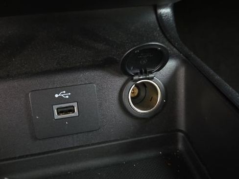 Used 2018 Ford Fusion S image 22