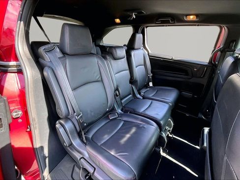 Used 2023 Honda Odyssey Sport image 19