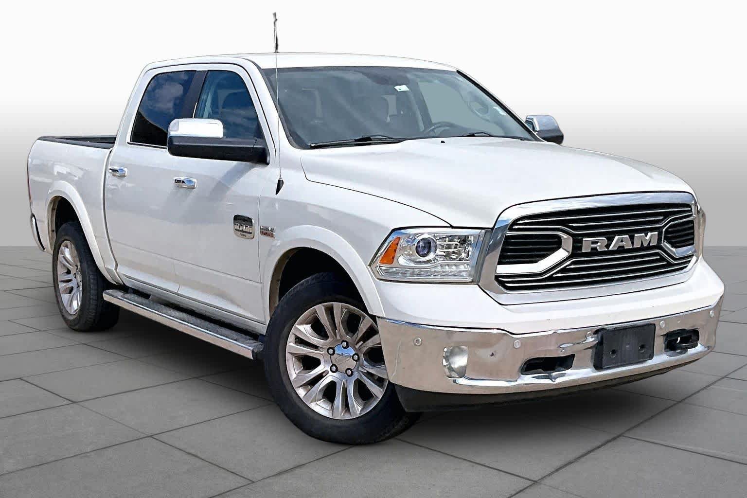 Used 2017 RAM 1500 Laramie Longhorn AWD/4WD image 3