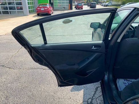 Used 2012 Nissan Altima 2.5 S FWD image 15