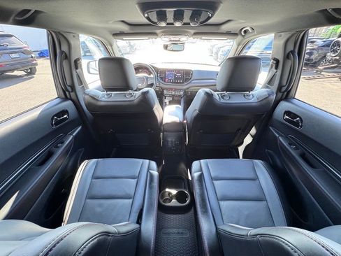 Used 2024 Dodge Durango GT image 25