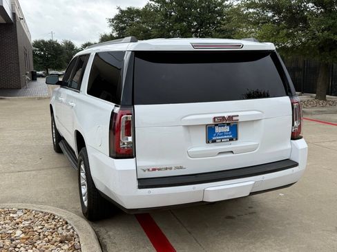 Used 2019 GMC Yukon XL SLT w/ Open Road Package RWD image 3